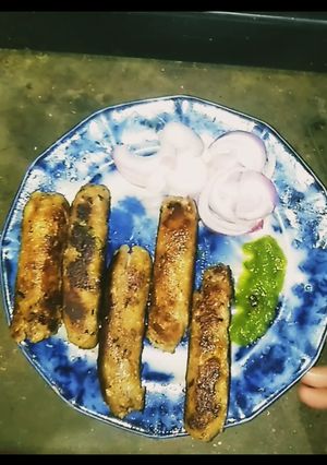 A picture of Spicy &juicy Tawa seek Kabab.