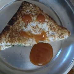Cheese toast A picture of Cheese toast.