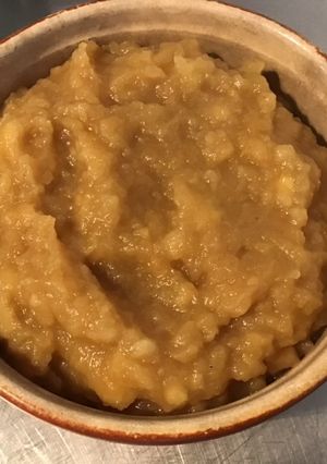 Une photo de Compote pommes Canada &pralin
