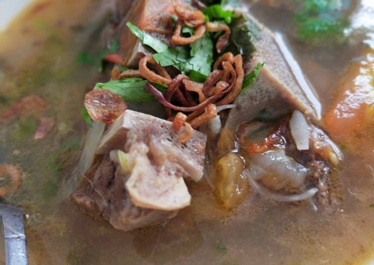 Cara Mudah Buat Sup Tulang Ala Thai yang Murah