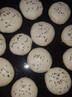 A picture of Burger Buns.