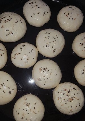 A picture of Burger Buns.