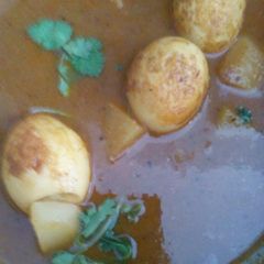 A picture of Egg curry.