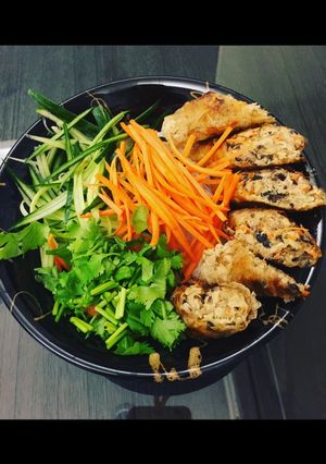 Hình của món Bún nem.
