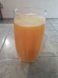 Agua fresca de mango con naranja