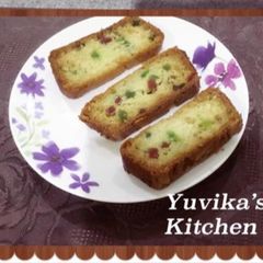 A picture of Eggless Tutti Fruity Cake.