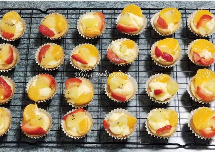 Recipe of Any-night-of-the-week Mini Fruit Tarts