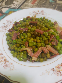 Una foto de Guisantes con jamón en olla rápida