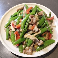 A picture of Stir-Fried Pork and Vegetables.