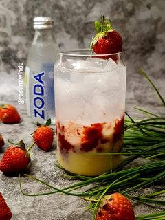 Foto resep Es Soda Gembira Dengan Strawberry Jam