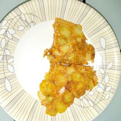 A picture of Potatoes Omelette.
