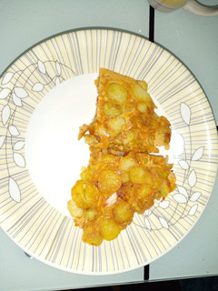 A picture of Potatoes Omelette.