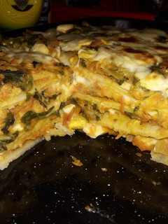 Una foto de • Lasaña con panqueques •