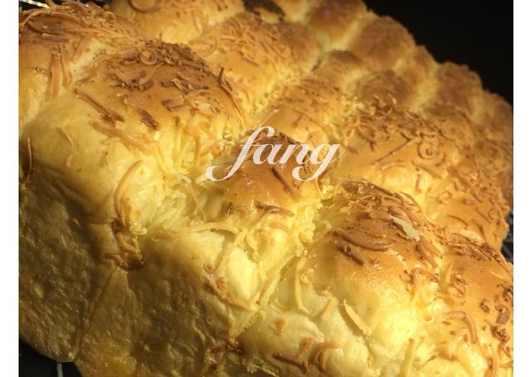 Roti Sobek aka Roti Keset Keju Susu no obat, nyeratt, empukk, lembutt, enakk