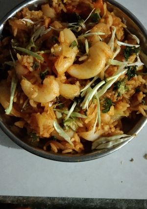 પાસ્તા રાઈસ (Pasta Rice Recipe In Gujarati) રેસીપી મુખ્ય ફોટો