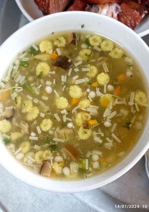 Hình của món Soup (súp) chay mặn đều có thể nấu theo cách này.
