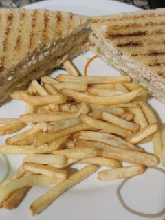Una foto de Sándwich de atún (tuna sándwich)