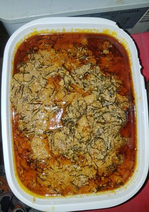 A picture of Egusi with ukazi.