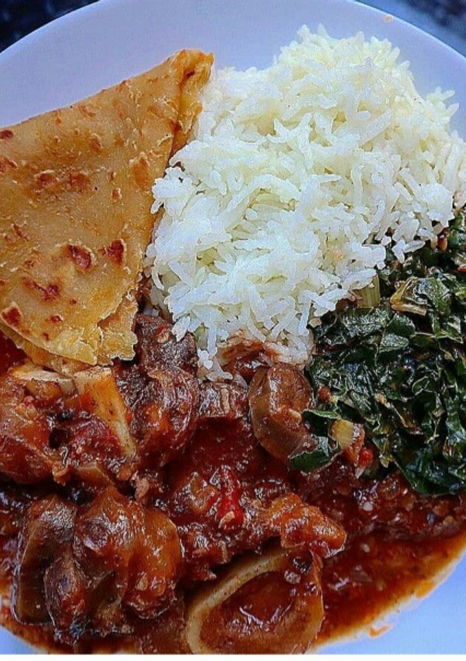 A picture of Soft chapatis.