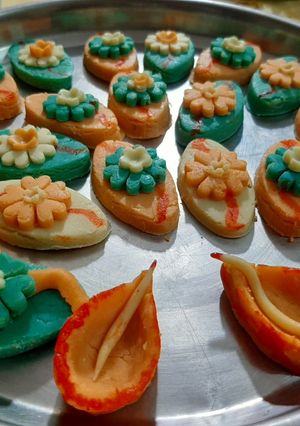 A picture of Burfi in rakhi shapes.