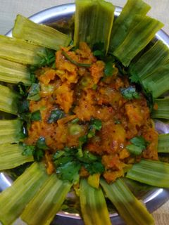 உடைத்த முருங்கை மசாலா தொக்கு செய்முறை முக்கிய புகைப்படம்