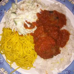 Rice and stew with coslow A picture of Rice and stew with coslow.