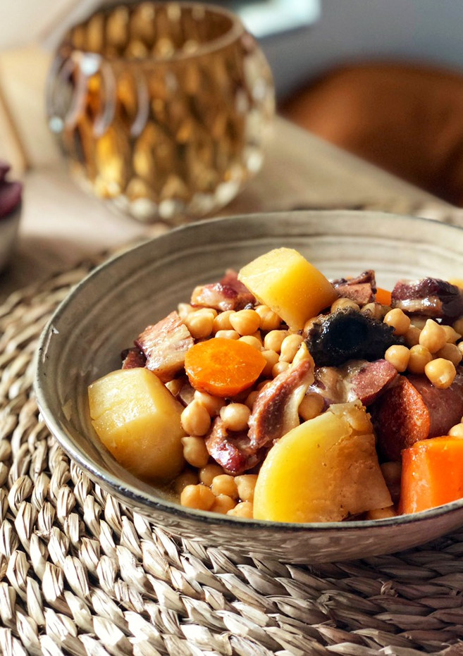 Una foto de Cocido fácil en olla Crock Pot de cocción lenta Chup Chup Matic