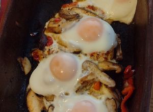 Una foto de Huevos Rancheros, mi versión
