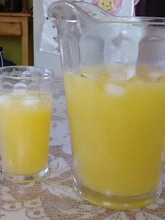 Una foto de Agua fresca de ciruela 🍹
