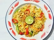 Gambar mie tek tek indomie goreng