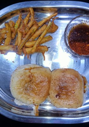 राजकोट का प्रख्यात वडा पाव (Rajkot ka famous Vada pav recipe in hindi) रेसिपी मुख्य फोटो