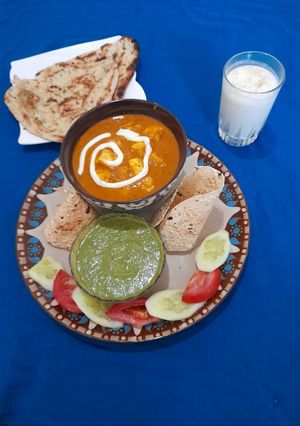શાહી પનીર (Shahi Paneer Recipe In Gujarati) રેસીપી મુખ્ય ફોટો