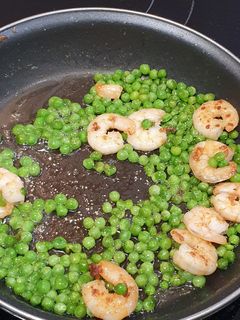 Una foto de Guisantes con Gambas