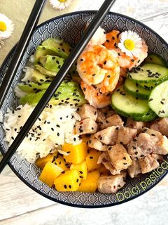 Foto di Poke Bowl con pesce cotto