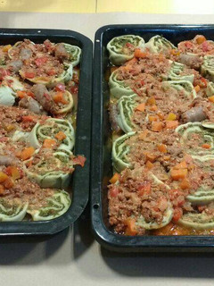 Una foto de Fideos rellenos con salsa