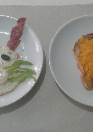 Una foto de 🥚Huevos Fritos🍳🍳