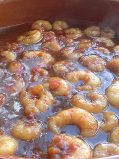 Una foto de Gambas a la cerveza negra