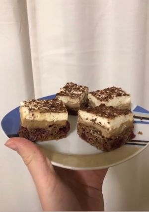 Karamellás kocka glutén- és laktózmentesen recept fotója