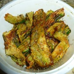 A picture of Spicy Zucchini Chips 🥒 🔥🔥.