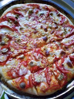 صورة لوصفة اسهل بيتزا 🍕 واروع من المحلات