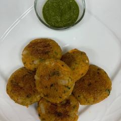 A picture of Oats Poha Cutlets.