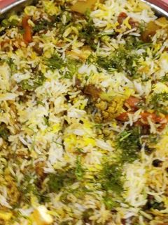 वेज बिरयानी (veg biryani recipe in Hindi) रेसिपी मुख्य फोटो