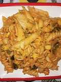 Red sauce pastaa