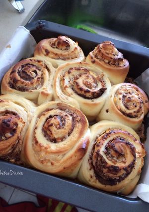 Foto resep Cinnamon Rolls inspired | Cokelat Keju Rolls |