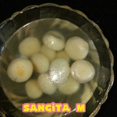 A picture of Rasgulla.