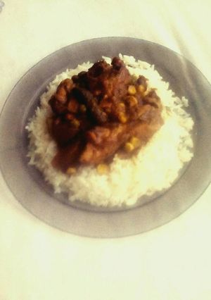 A picture of Chicken Curry and Rice.