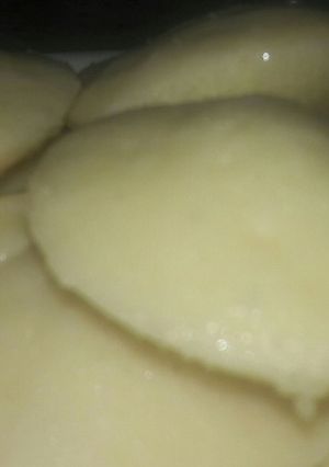 A picture of Suji ki Idli.