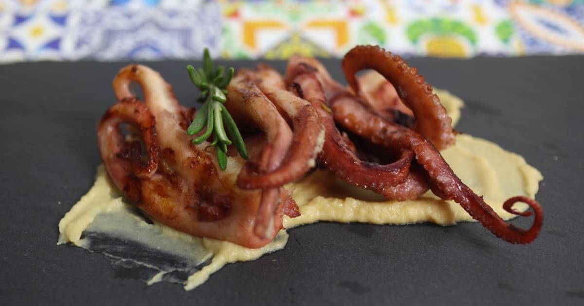 Roasted octopus on fragrant chickpea puree Recipe by Massi Chef Channel