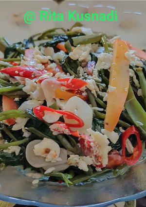 Foto resep Kangkung Orak Arik Telur