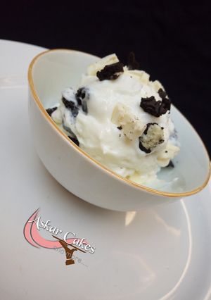 A picture of Coconut cream ores icecream.